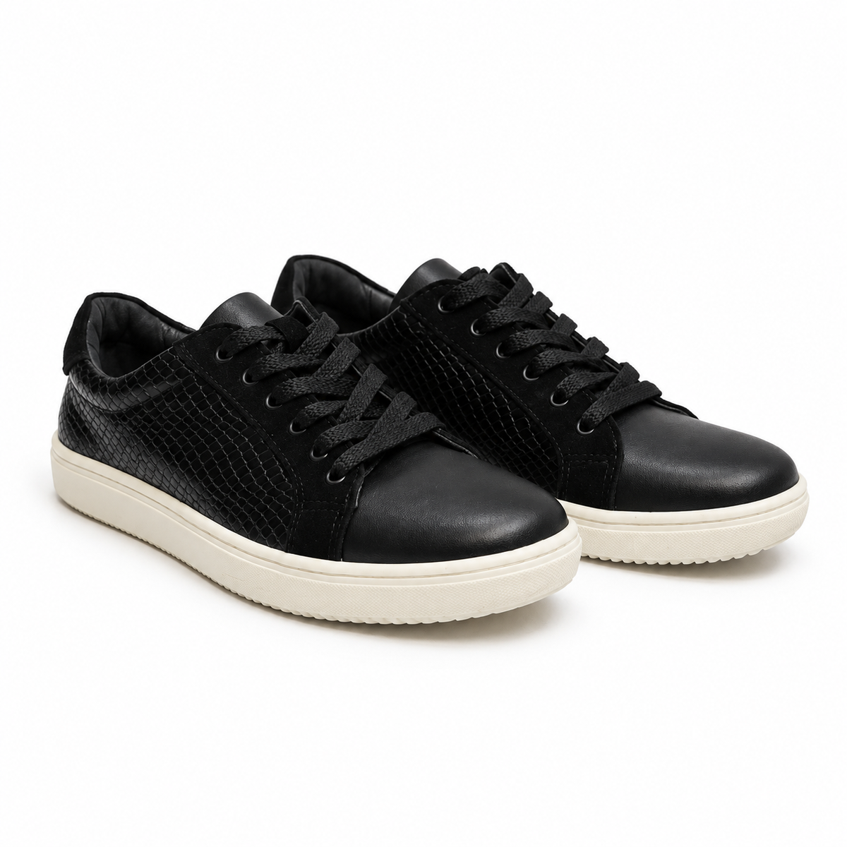 Zapatilla Modelo Leo